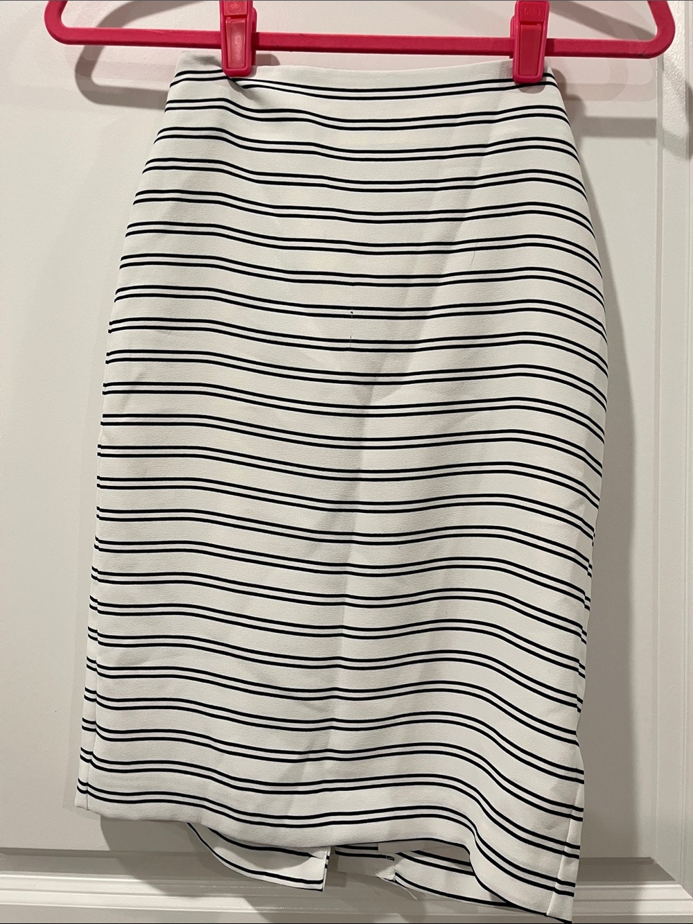 Banana Republic Classic Striped Navy & White Pencil Skirt